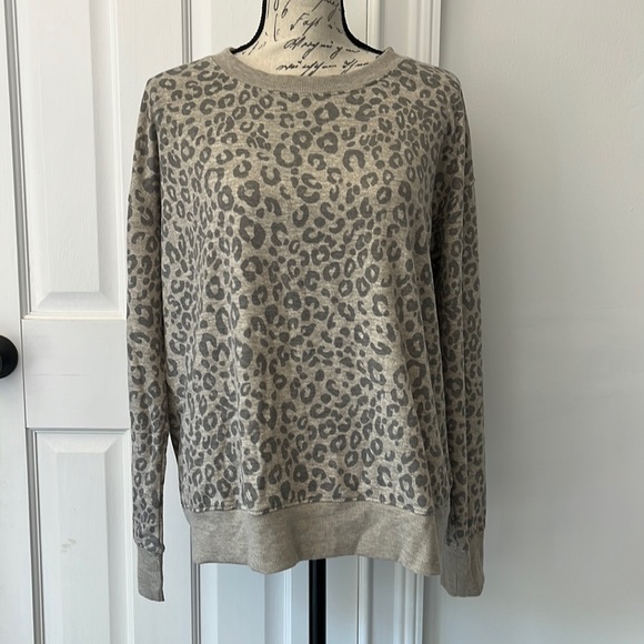 Splendid Tops Splendid Leopard Print Sweatshirt Poshmark